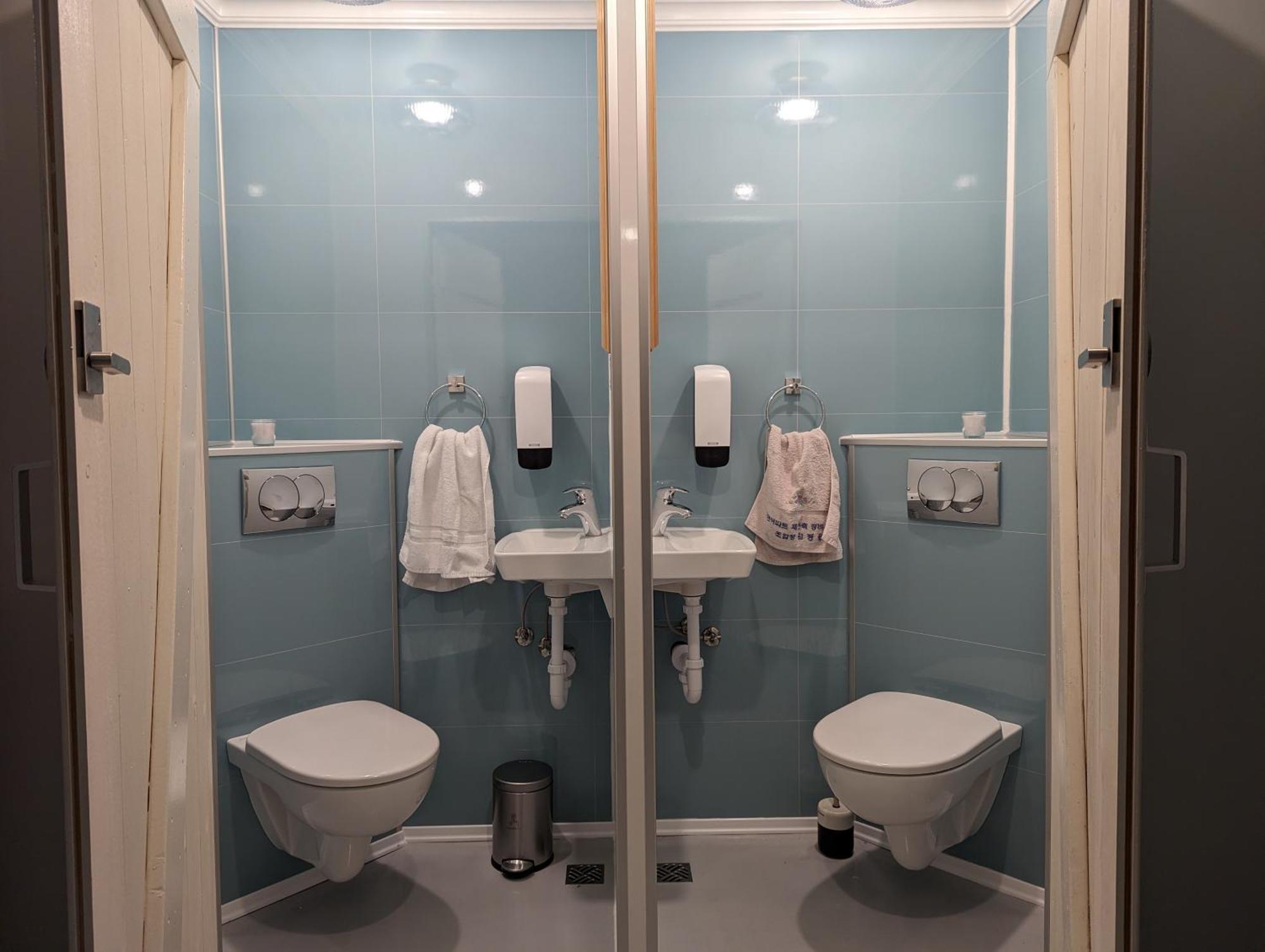 Vik Hostel Экстерьер фото